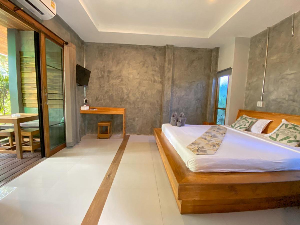 Villa Varich Чумпхон Экстерьер фото