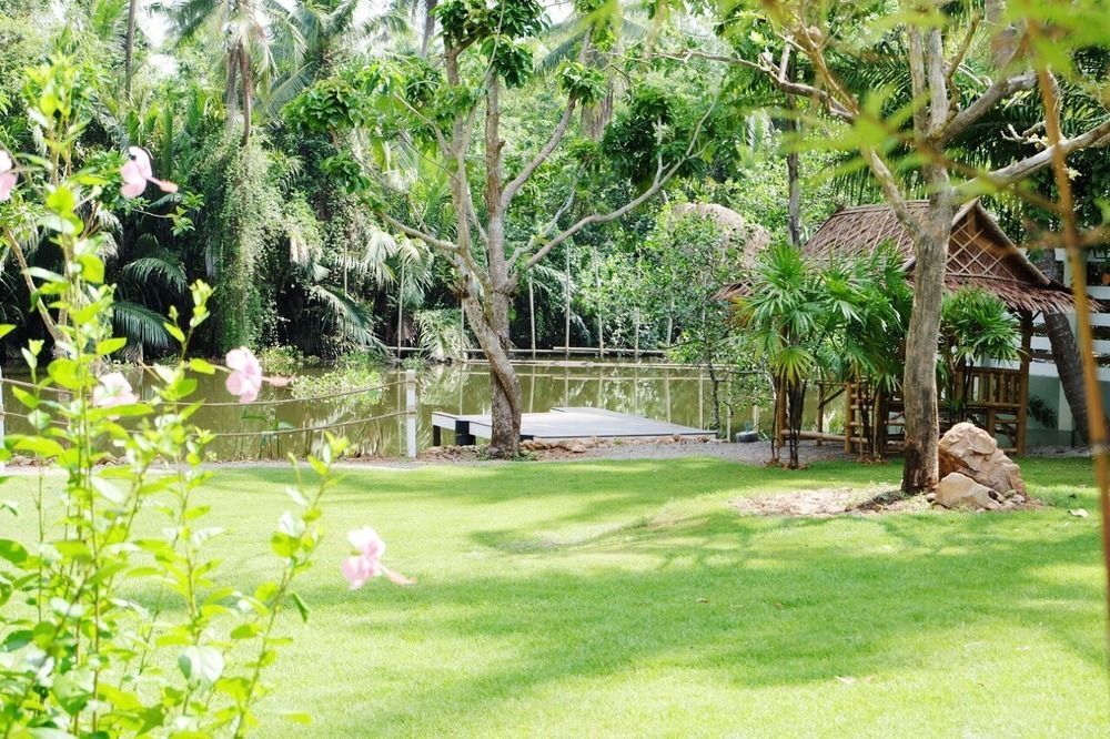 Villa Varich Чумпхон Экстерьер фото